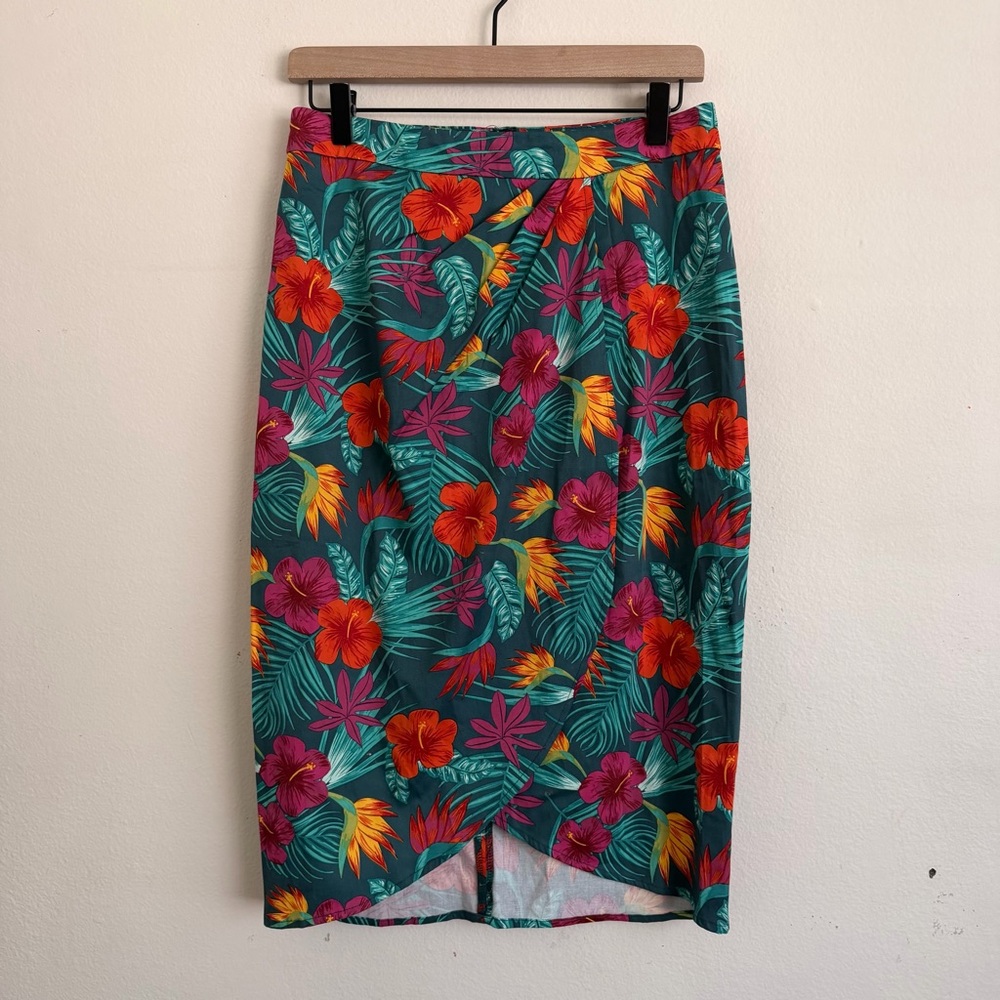 Collectif London midi Wrap Skirt Floral Tropical Retro Vintage-Inspired Size 8